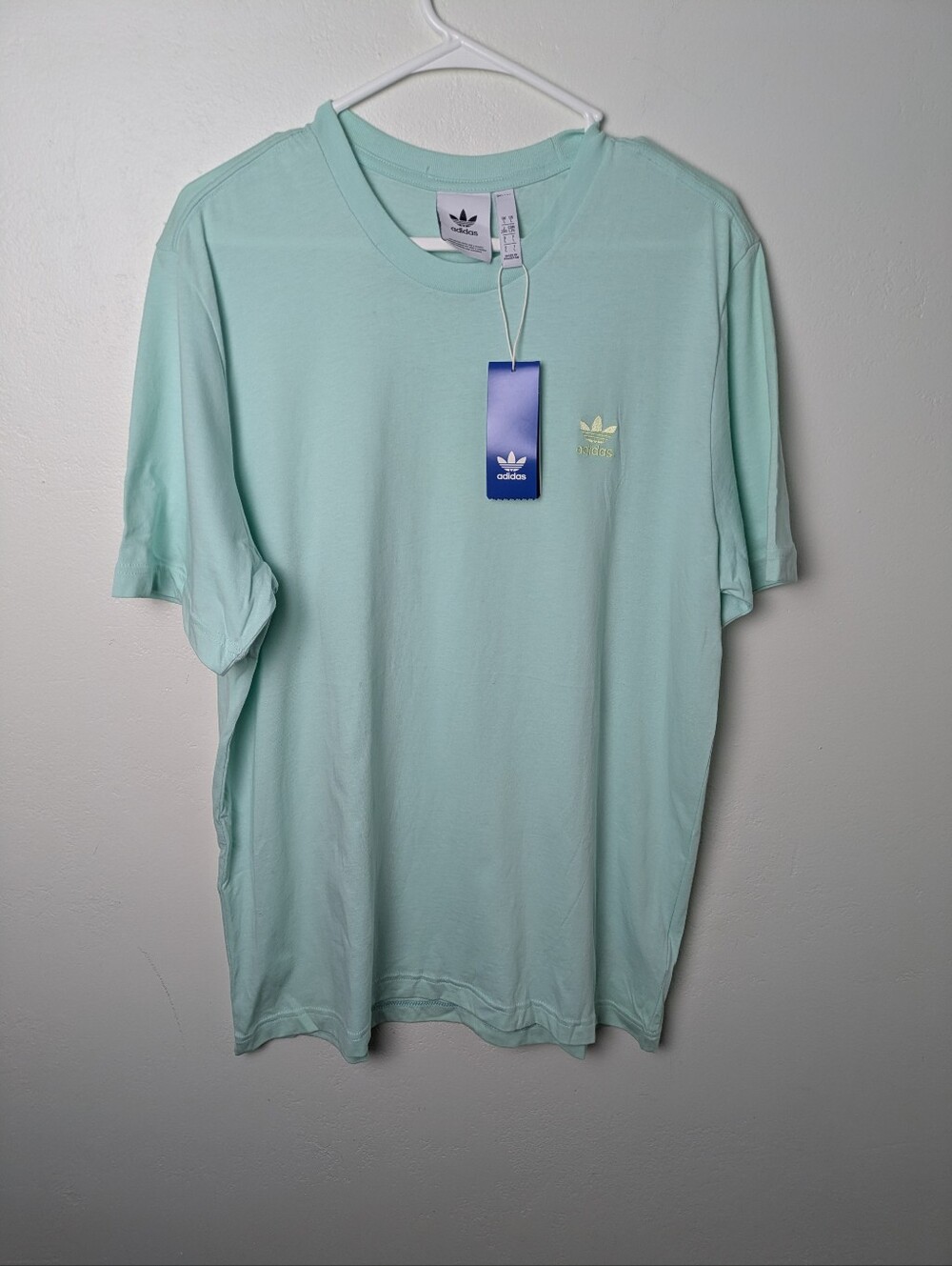 Men's Adidas Mint Green T-shirt NWT Large
